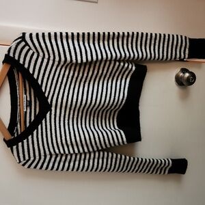 Womens Urban Outfitters Striped V-Neck Sweater XS